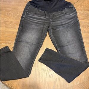 Women's Black Stretch Maternity Jeggings